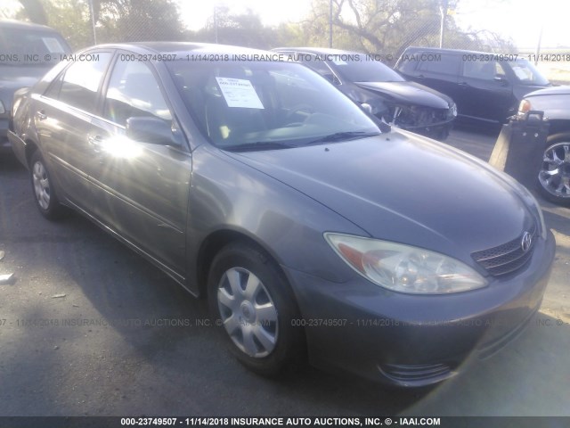4T1BE32K24U926369 - 2004 TOYOTA CAMRY LE/XLE/SE GRAY photo 1