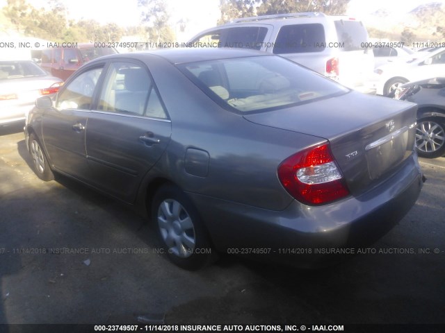 4T1BE32K24U926369 - 2004 TOYOTA CAMRY LE/XLE/SE GRAY photo 3