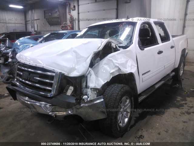 3GTP1VE08CG150990 - 2012 GMC SIERRA C1500 SLE WHITE photo 2