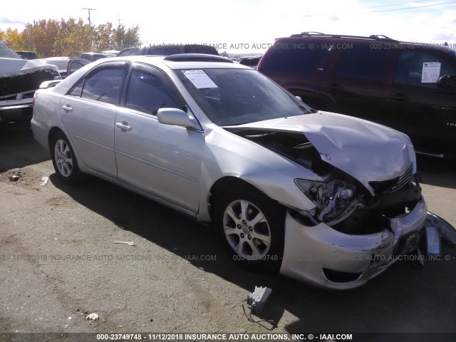 4T1BE30K66U642698 - 2006 TOYOTA CAMRY LE/XLE/SE SILVER photo 1
