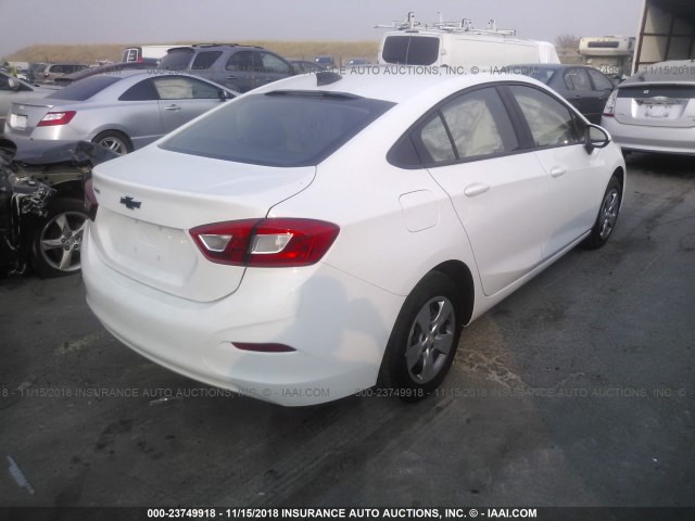 1G1BC5SM3J7149811 - 2018 CHEVROLET CRUZE LS WHITE photo 4