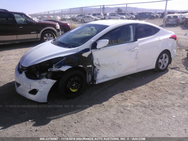 5NPDH4AE0DH360549 - 2013 HYUNDAI ELANTRA GLS/LIMITED WHITE photo 2