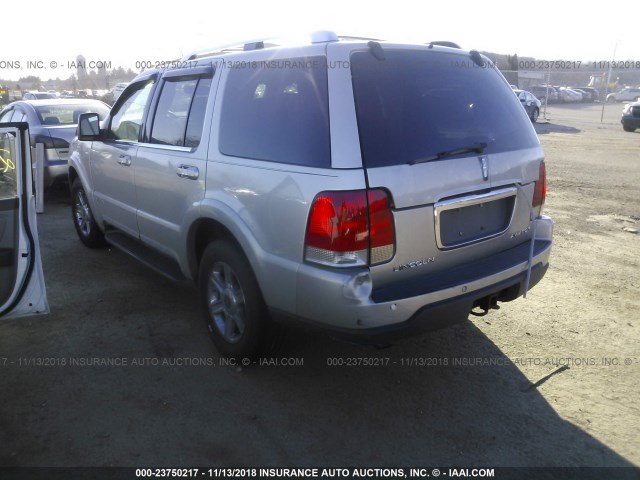 5LMEU88H65ZJ01784 - 2005 LINCOLN AVIATOR 银色 照片 3