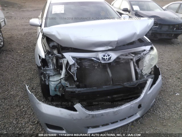 4T1BF3EK5BU186452 - 2011 TOYOTA CAMRY SE/LE/XLE SILVER photo 6