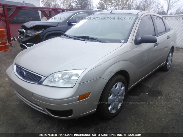 1FAFP34N57W159798 - 2007 FORD FOCUS ZX4/S/SE/SES BEIGE photo 2