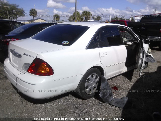 4T1BF28B51U174189 - 2001 TOYOTA AVALON XL/XLS WHITE photo 4