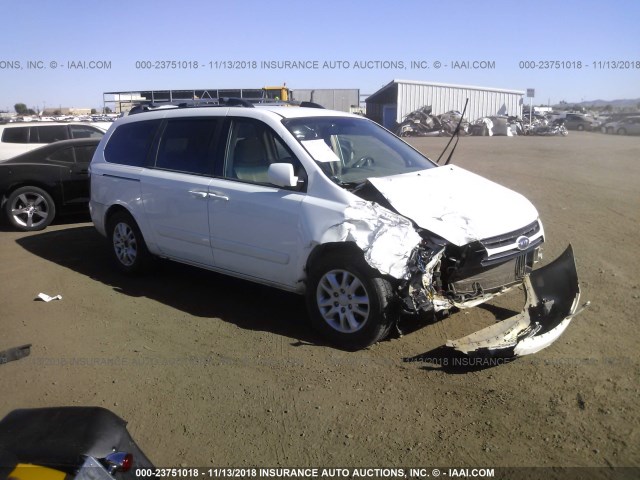 KNDMB233866042208 - 2006 KIA SEDONA EX/LX WHITE photo 1