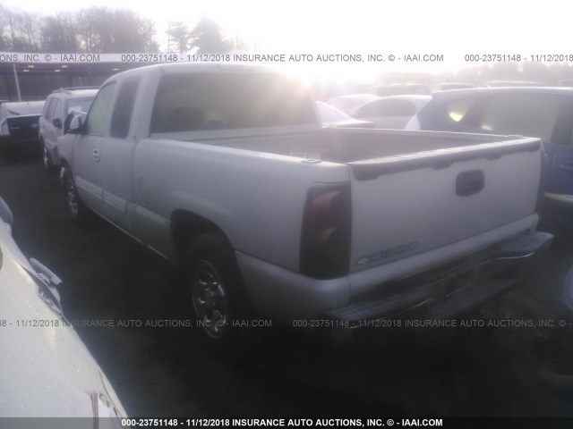 1GCEC19V66Z240014 - 2006 CHEVROLET SILVERADO C1500 SILVER photo 3