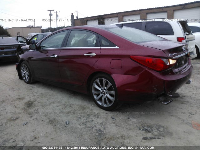 5NPEC4AB4CH356382 - 2012 HYUNDAI SONATA SE/LIMITED RED photo 3