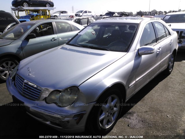 WDBRF61J54A572129 - 2004 MERCEDES-BENZ C 240 SILVER photo 2