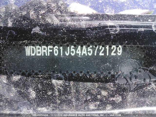 WDBRF61J54A572129 - 2004 MERCEDES-BENZ C 240 SILVER photo 9