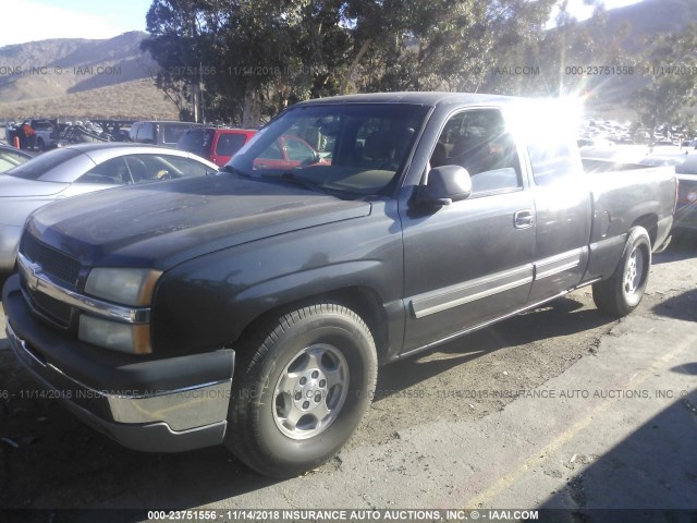 2GCEC19V431298594 - 2003 CHEVROLET SILVERADO C1500 GRAY photo 2