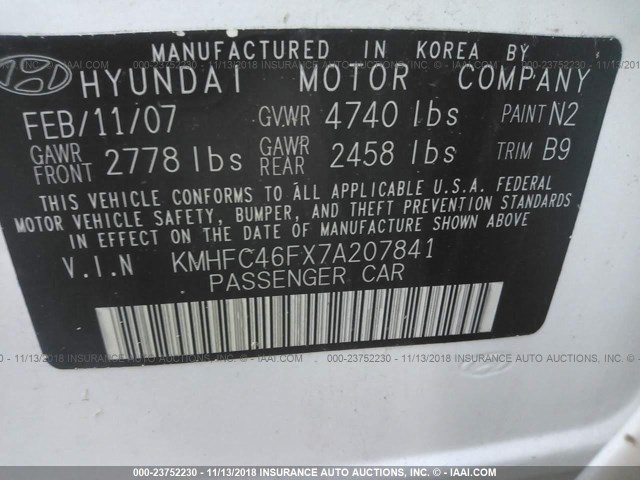 KMHFC46FX7A207841 - 2007 HYUNDAI AZERA SE/LIMITED WHITE photo 9