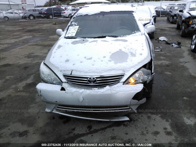 4T1BE32K25U080682 - 2005 TOYOTA CAMRY LE/XLE/SE SILVER photo 6