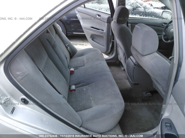 4T1BE32K25U080682 - 2005 TOYOTA CAMRY LE/XLE/SE SILVER photo 8