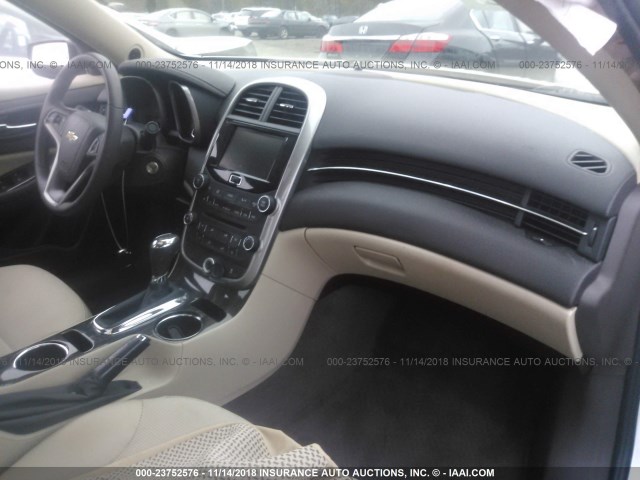 1G11C5SL2FU111837 - 2015 CHEVROLET MALIBU 1LT 白色 照片 5