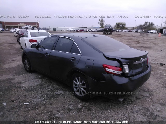 4T1BK3EK1AU600532 - 2010 TOYOTA CAMRY SE/LE/XLE 灰色 照片 3