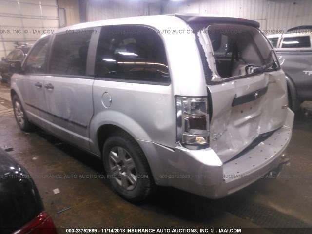 1D8HN44H28B100338 - 2008 DODGE GRAND CARAVAN SE SILVER photo 3