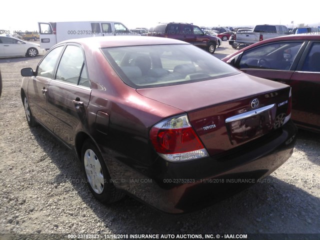 4T1BE32K05U103375 - 2005 TOYOTA CAMRY LE/XLE/SE RED photo 3