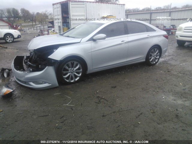 5NPEC4AC2BH253680 - 2011 HYUNDAI SONATA SE/LIMITED SILVER photo 2