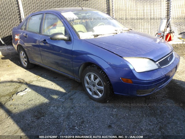 1FAFP34N05W276654 - 2005 FORD FOCUS ZX4 BLUE photo 1