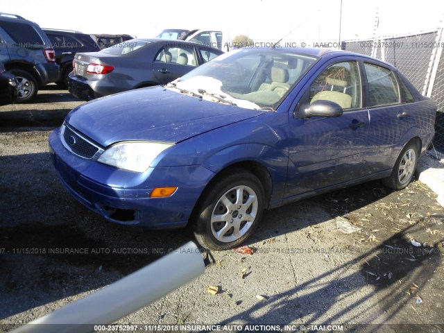 1FAFP34N05W276654 - 2005 FORD FOCUS ZX4 BLUE photo 2