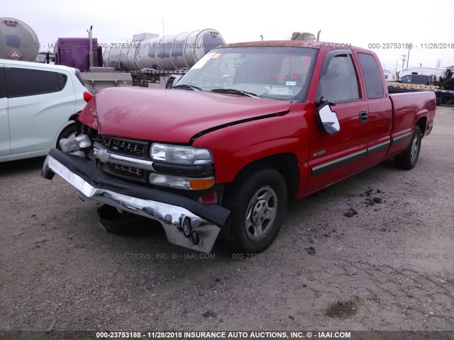 1GCEC19T2XE226957 - 1999 CHEVROLET SILVERADO C1500 RED photo 2