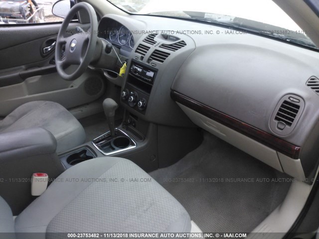 1G1ZS58F78F134805 - 2008 CHEVROLET MALIBU LS GOLD photo 5