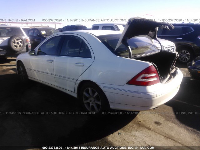 WDBRF92H07F894245 - 2007 MERCEDES-BENZ C 280 4MATIC WHITE photo 3