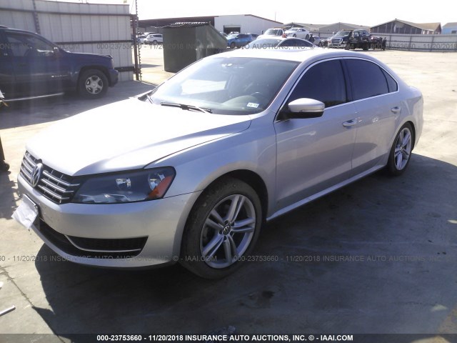 1VWBN7A37EC023581 - 2014 VOLKSWAGEN PASSAT SE SILVER photo 2