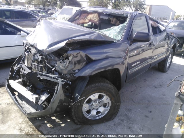 3TMJU4GN5FM190188 - 2015 TOYOTA TACOMA DOUBLE CAB PRERUNNER GRAY photo 2