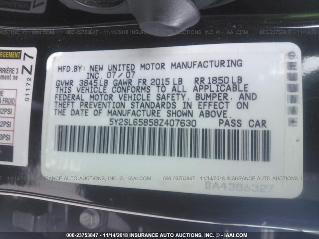 5Y2SL65858Z407630 - 2008 PONTIAC VIBE BLACK photo 9