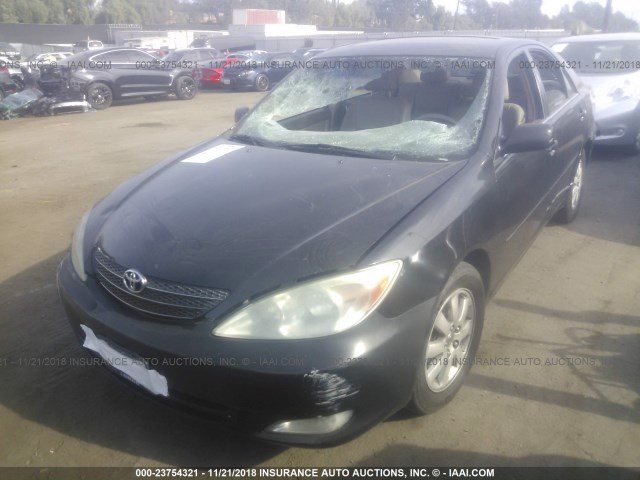 4T1BF32K34U081397 - 2004 TOYOTA CAMRY LE/XLE/SE BLACK photo 2
