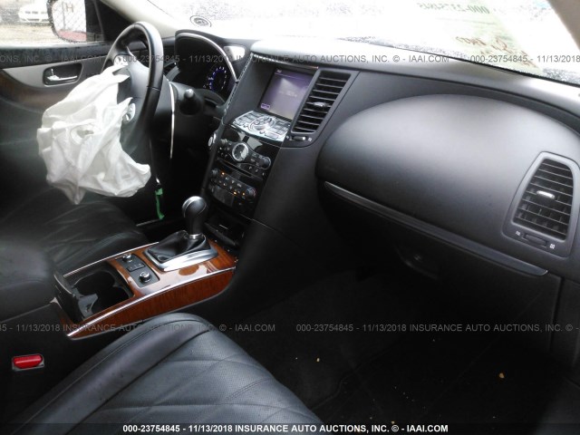 JN8CS1MU6EM450170 - 2014 INFINITI QX70 WHITE photo 5