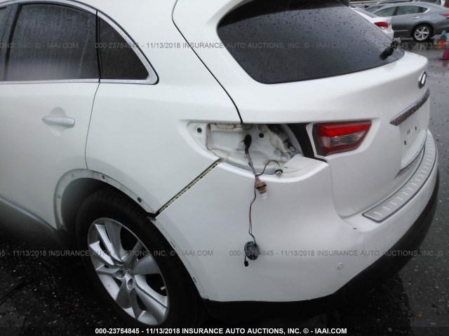 JN8CS1MU6EM450170 - 2014 INFINITI QX70 WHITE photo 6