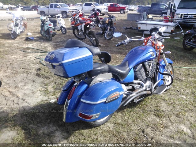 5VPCB26D463006521 - 2006 VICTORY MOTORCYCLES KINGPIN BLUE photo 4