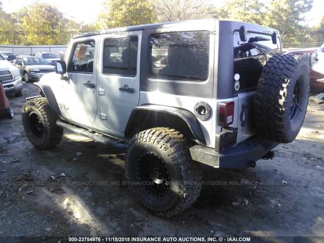 1C4HJWFGXCL104263 - 2012 JEEP WRANGLER UNLIMITE RUBICON SILVER photo 3