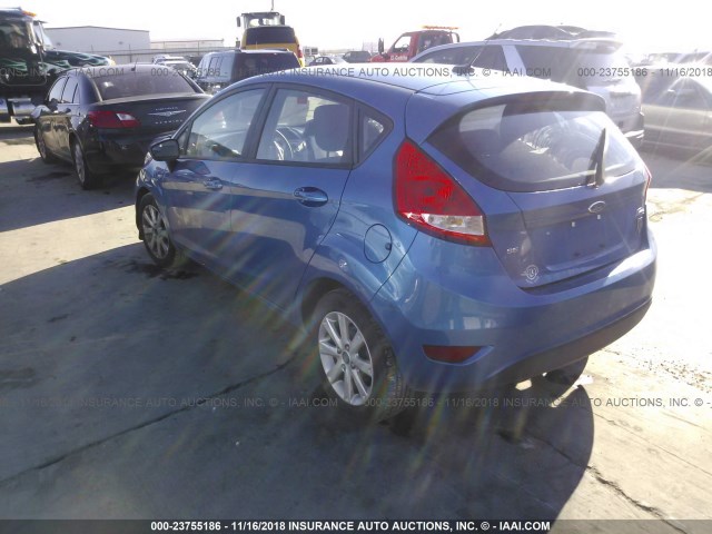 3FADP4EJ2BM132429 - 2011 FORD FIESTA SE BLUE photo 3