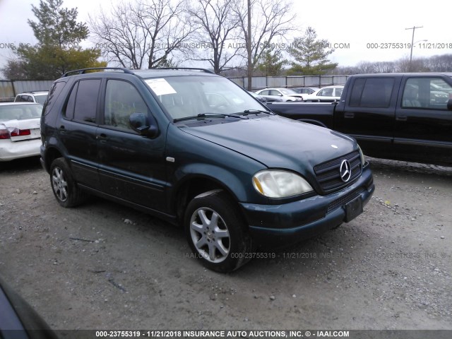 4JGAB72E8XA128857 - 1999 MERCEDES-BENZ ML 430 GREEN photo 1