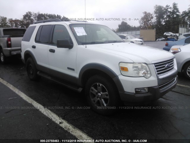 1FMEU63826UA17068 - 2006 FORD EXPLORER XLT WHITE photo 1