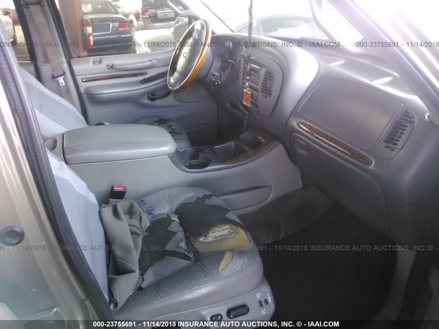 5LMEU27R61LJ07511 - 2001 LINCOLN NAVIGATOR ოქროსფერი ფოტო 5