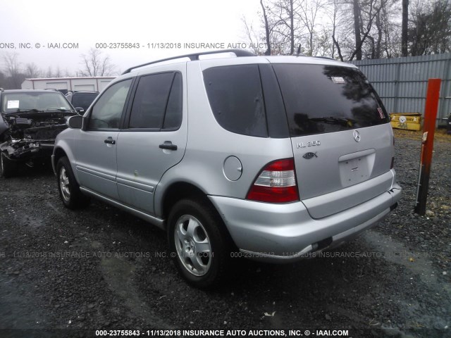 4JGAB57E14A493809 - 2004 MERCEDES-BENZ ML 350 SILVER photo 3