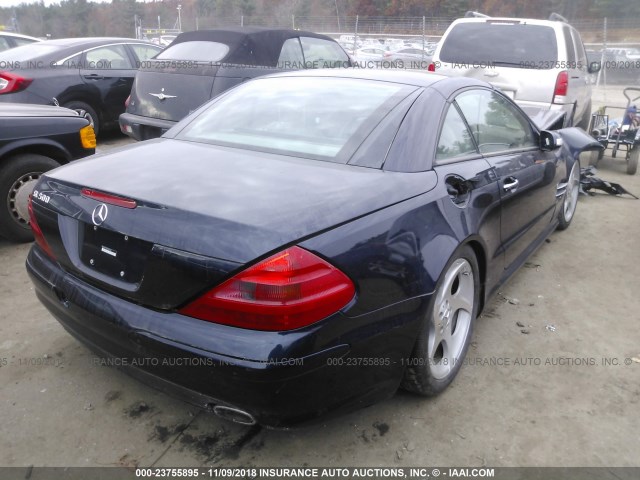 WDBSK75F05F092769 - 2005 MERCEDES-BENZ SL BLUE photo 4