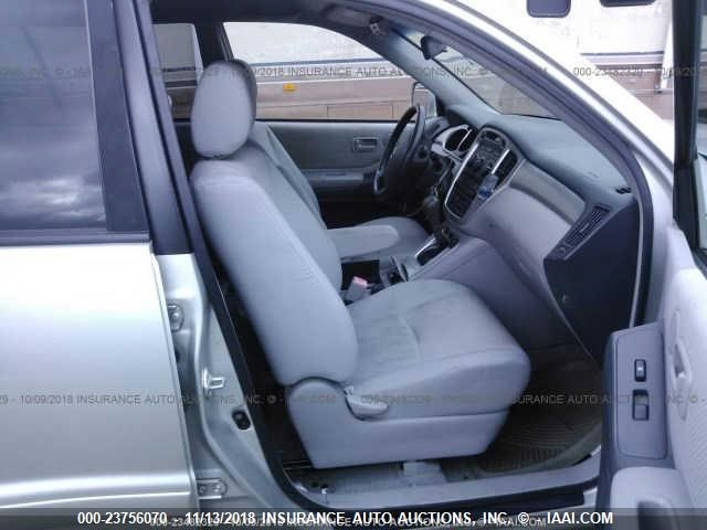 JTEDP21A940014089 - 2004 TOYOTA HIGHLANDER LIMITED SILVER photo 5