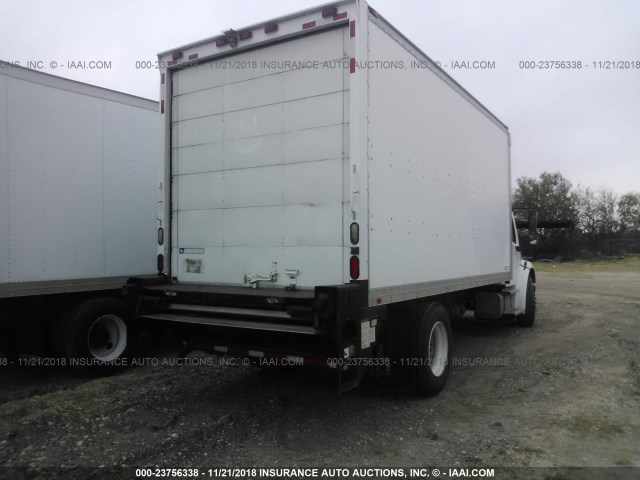 1FVACWDT09DAK0426 - 2009 FREIGHTLINER M2 106 MEDIUM DUTY WHITE photo 4