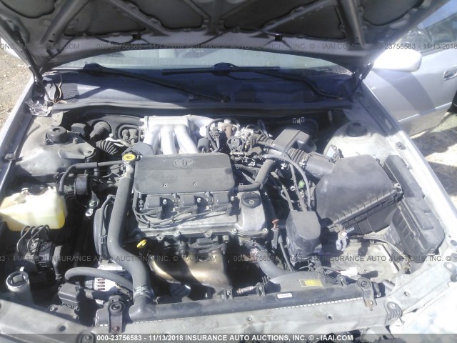 4T1BF22K81U119664 - 2001 TOYOTA CAMRY LE/XLE GRAY photo 10