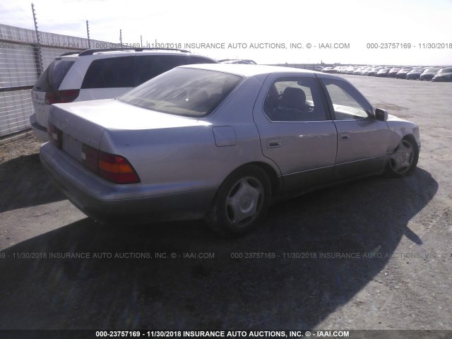 JT8BH28F2W0124901 - 1998 LEXUS LS 400 SILVER photo 4