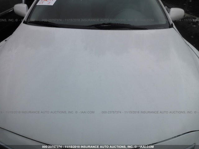 4T1BB3EK6BU137630 - 2011 TOYOTA CAMRY HYBRID WHITE photo 6