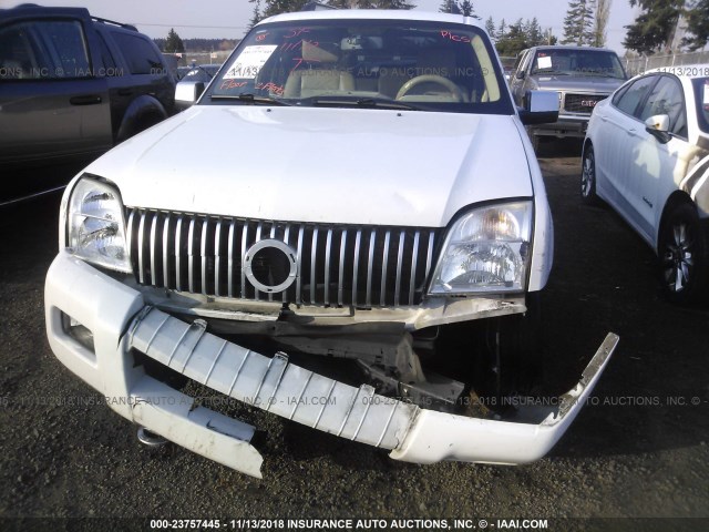 4M2EU48856UJ05978 - 2006 MERCURY MOUNTAINEER PREMIER WHITE photo 6