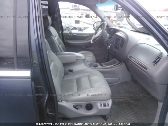 5LMPU28L0WLJ28851 - 1998 LINCOLN NAVIGATOR BLUE photo 5